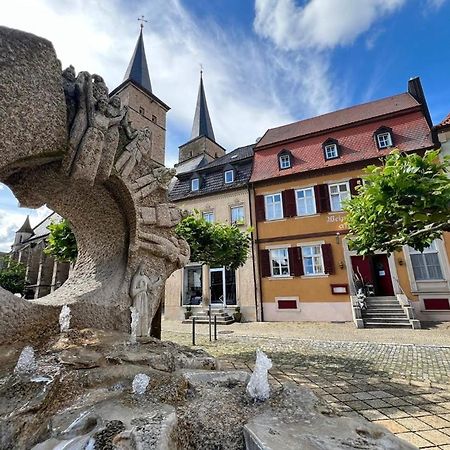 Hotel Weinstube Am Markt Gerolzhofen エクステリア 写真