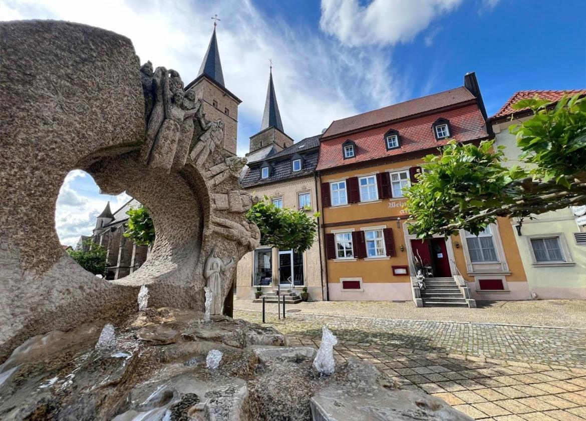 Hotel Weinstube Am Markt Gerolzhofen エクステリア 写真