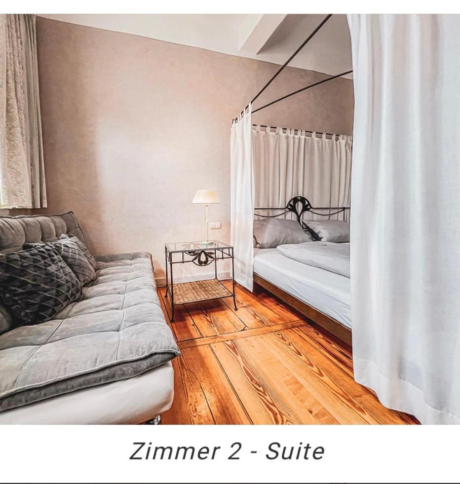 Hotel Weinstube Am Markt Gerolzhofen エクステリア 写真