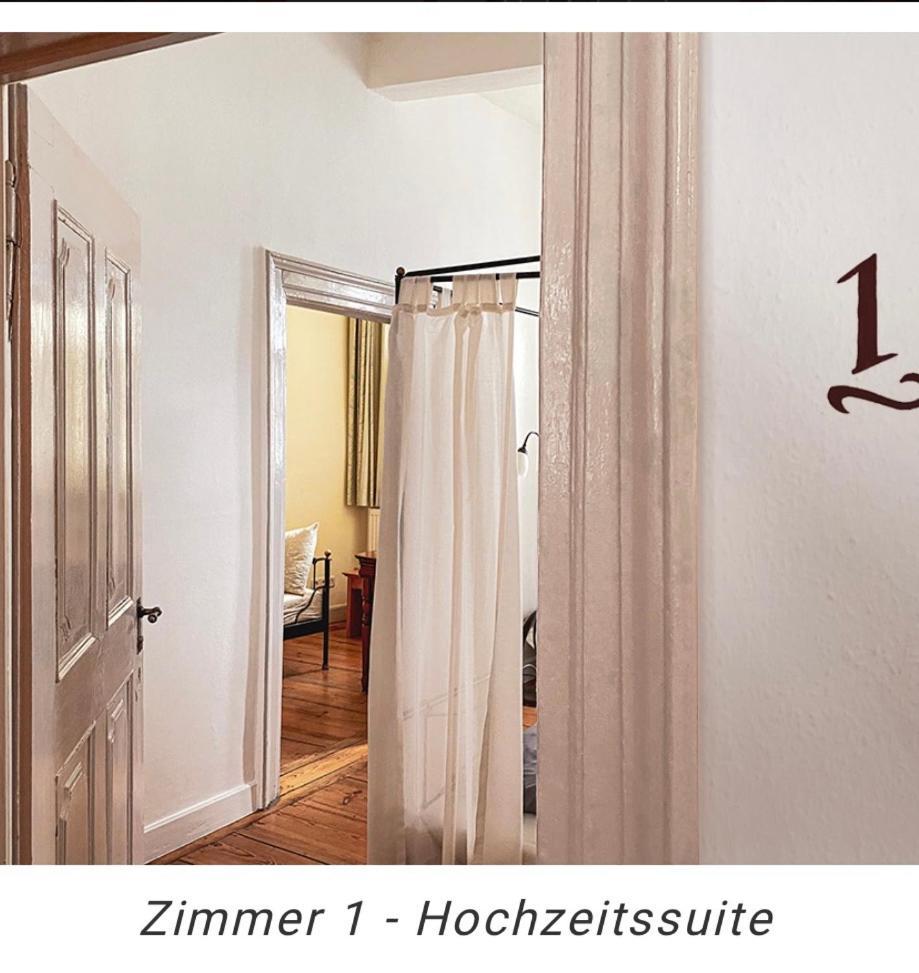 Hotel Weinstube Am Markt Gerolzhofen エクステリア 写真