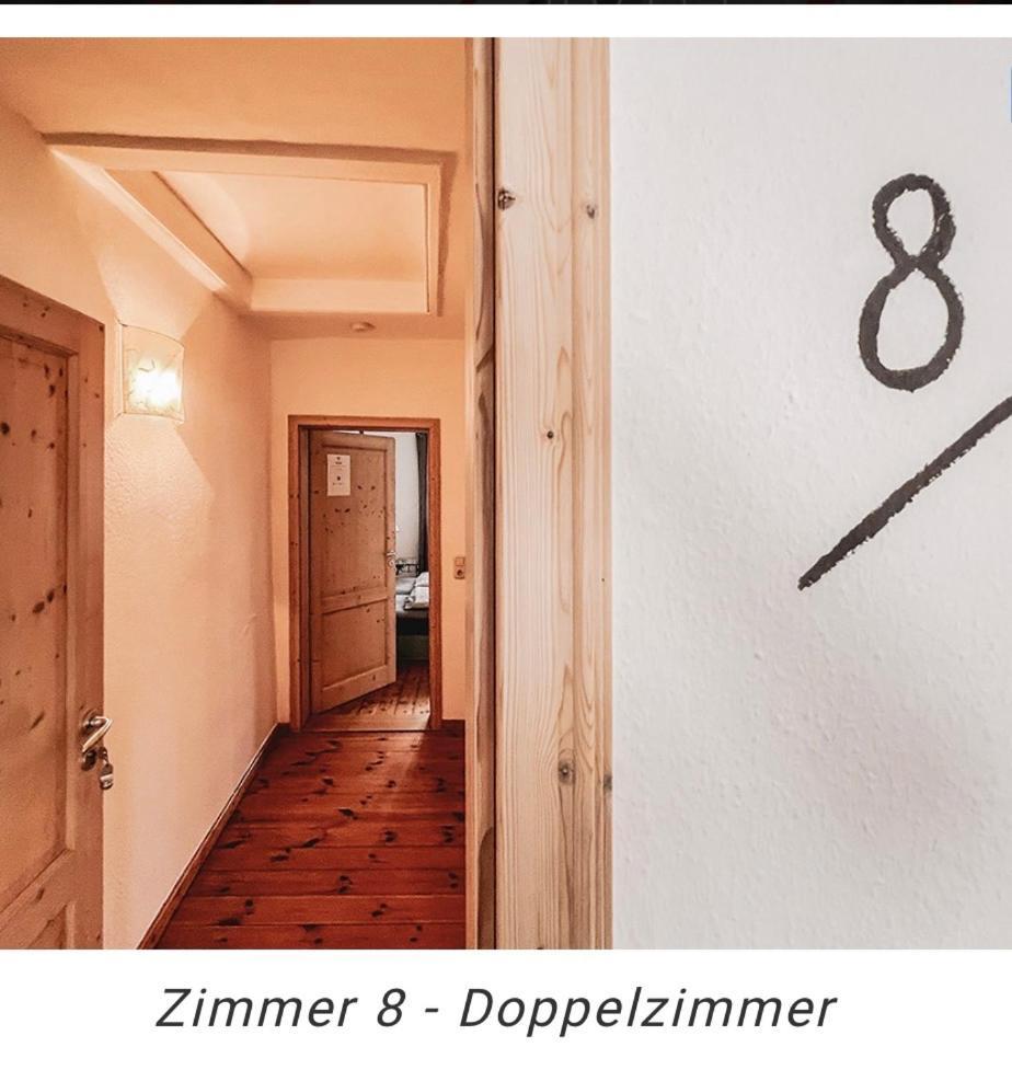 Hotel Weinstube Am Markt Gerolzhofen エクステリア 写真