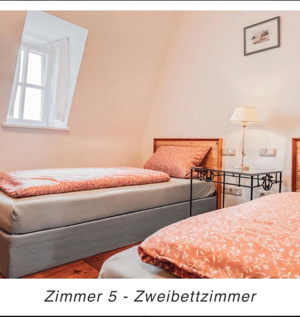 Hotel Weinstube Am Markt Gerolzhofen エクステリア 写真