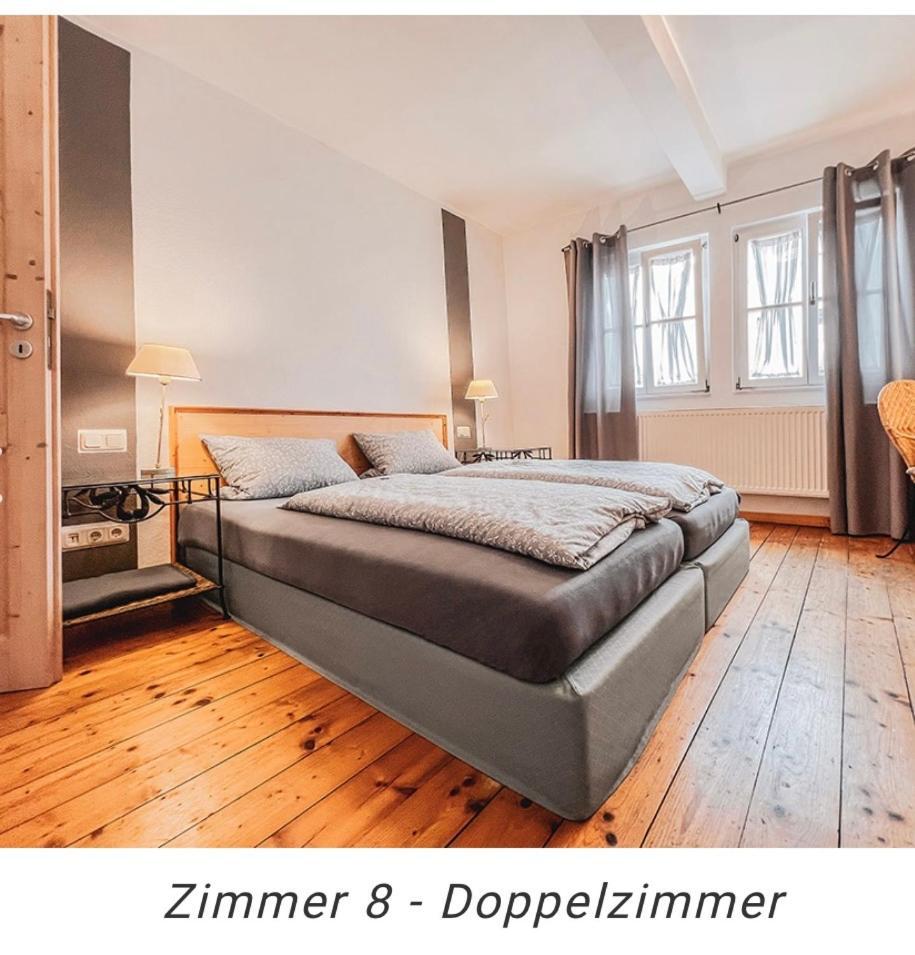 Hotel Weinstube Am Markt Gerolzhofen エクステリア 写真